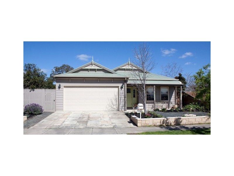 5 Moreton Bay Boulevard, Lyndhurst VIC 3975