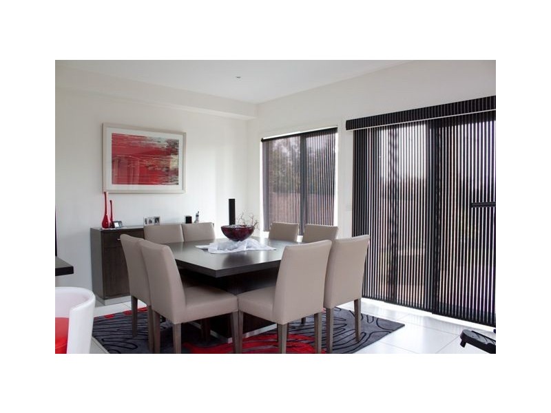 34 Yellowbox Cresent, Lyndhurst VIC 3975