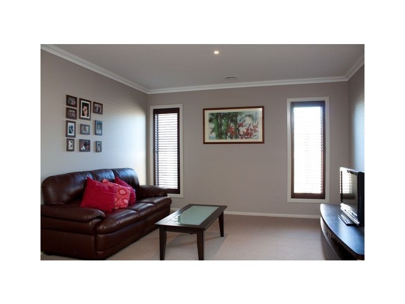 11 Tobin Way, Lyndhurst VIC 3975