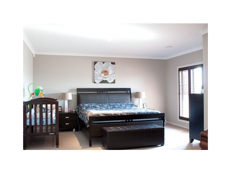 11 Tobin Way, Lyndhurst VIC 3975