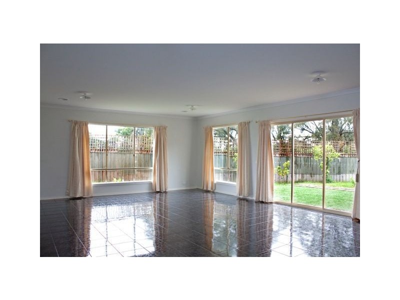 14 Watergum Avenue, Lyndhurst VIC 3975