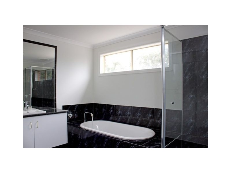 14 Watergum Avenue, Lyndhurst VIC 3975