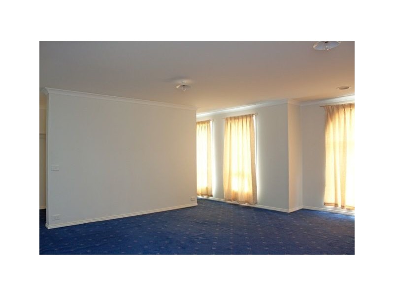 14 Watergum Avenue, Lyndhurst VIC 3975