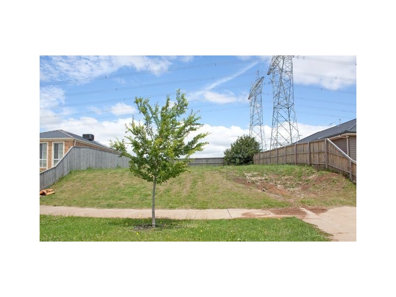 103 Majestic Boulevard, Cranbourne VIC 3977