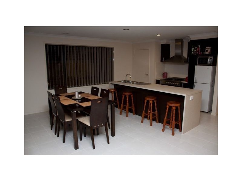 5 Banfield Place, Lyndhurst VIC 3975