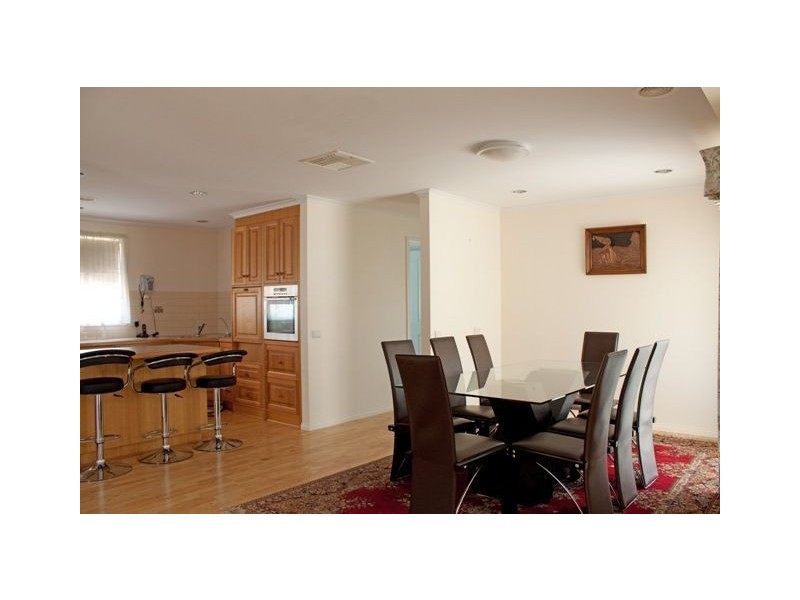 6 Dutton Close, Lynbrook VIC 3975