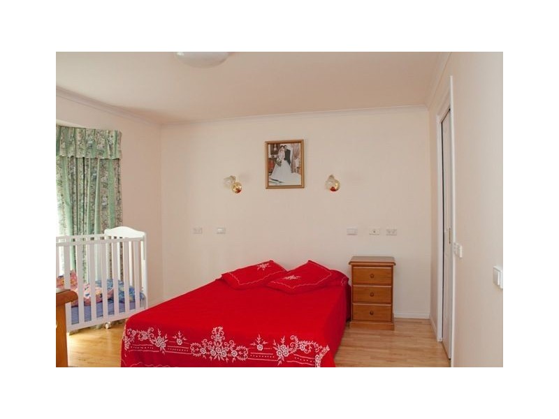 6 Dutton Close, Lynbrook VIC 3975