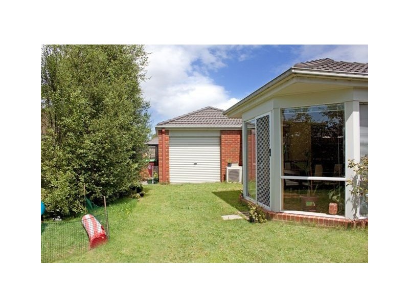29 May Gibbs Cresent, Lynbrook VIC 3975