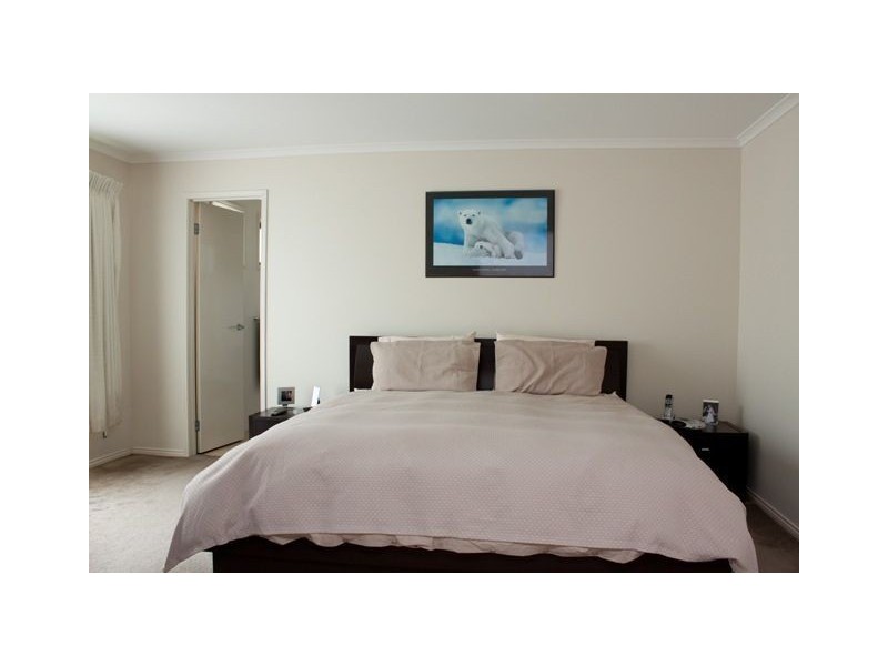 14 Melington Drive, Lyndhurst VIC 3975