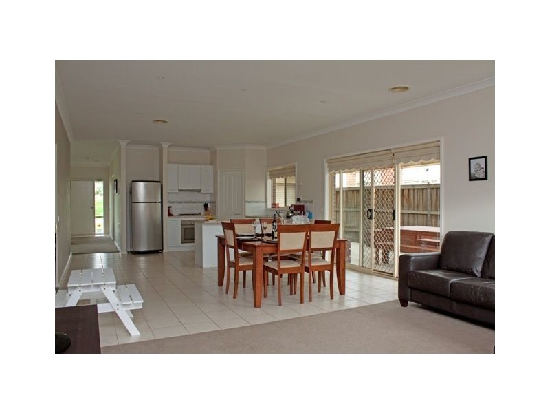 38 Waterbush Cresent, Lyndhurst VIC 3975