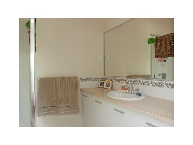 38 Waterbush Cresent, Lyndhurst VIC 3975