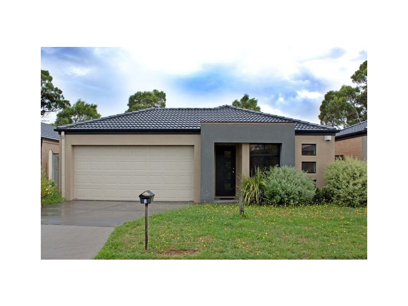 8 Watergum Avenue, Lyndhurst VIC 3975