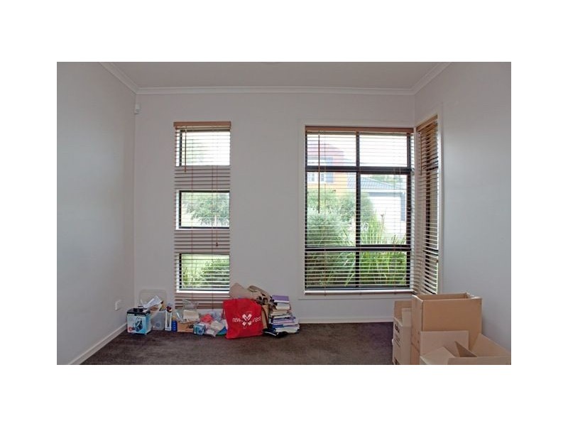 8 Watergum Avenue, Lyndhurst VIC 3975