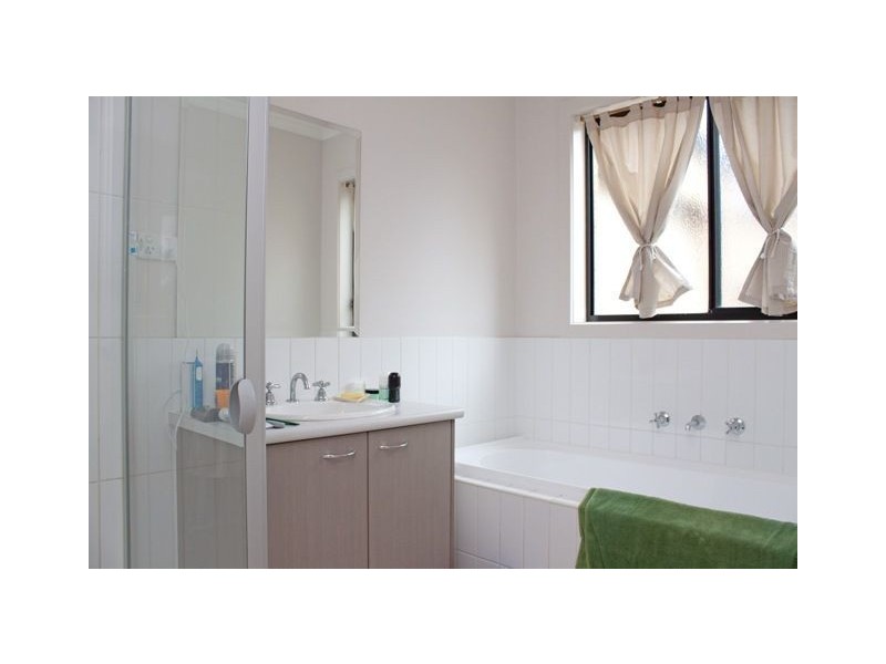 8 Watergum Avenue, Lyndhurst VIC 3975