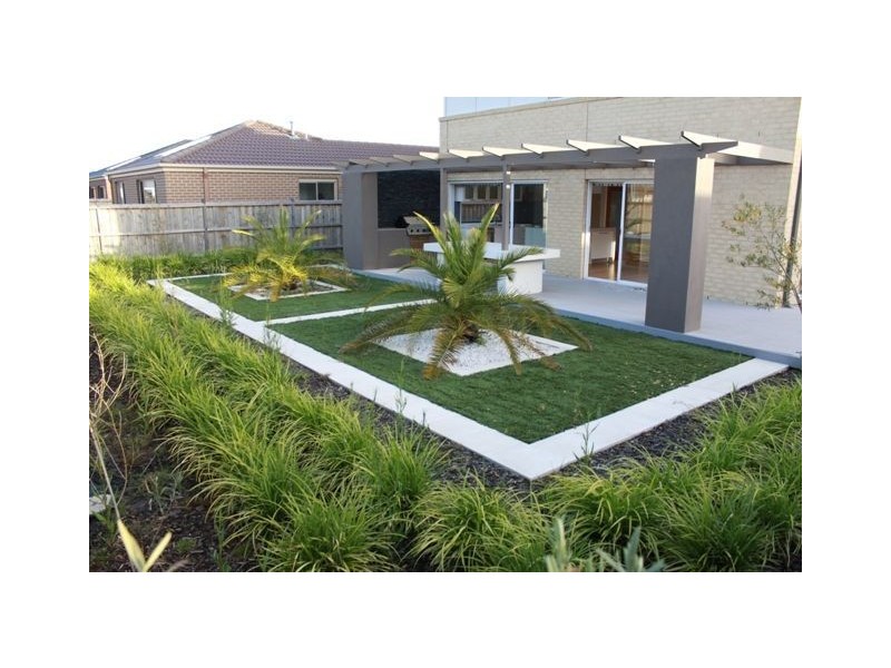 22 Brookwater Parade, Lyndhurst VIC 3975