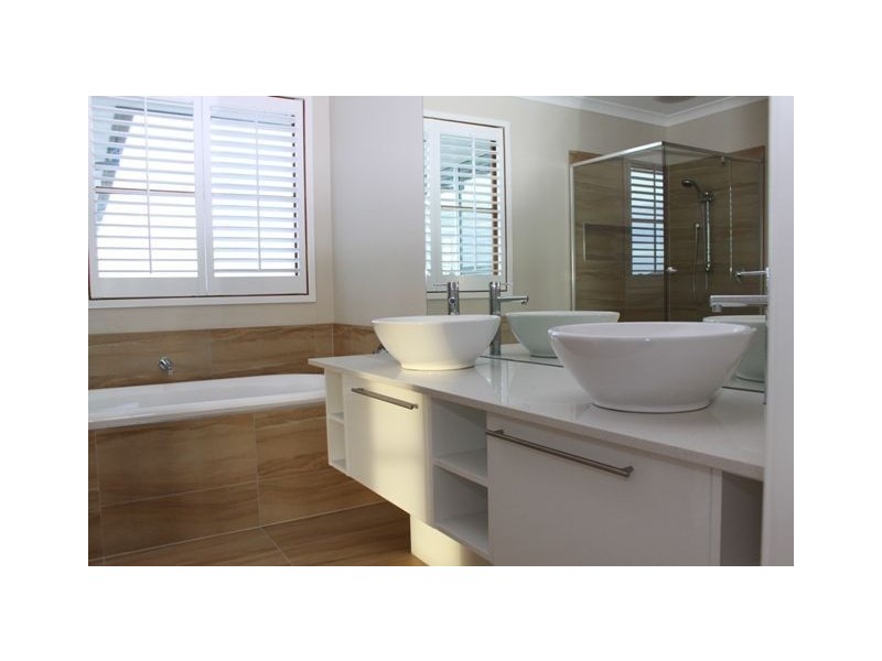 22 Brookwater Parade, Lyndhurst VIC 3975