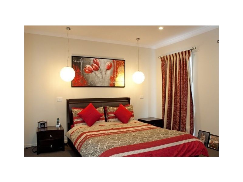 8 Wodalla Place, Lyndhurst VIC 3975