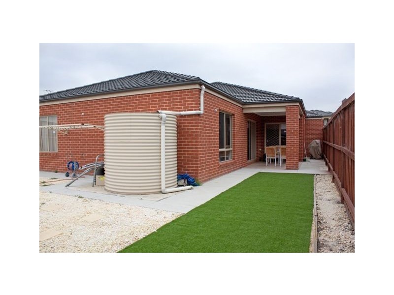 8 Wodalla Place, Lyndhurst VIC 3975