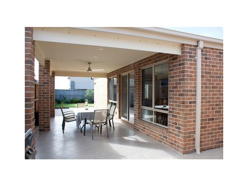 6 Wattle Valley Close, Lyndhurst VIC 3975