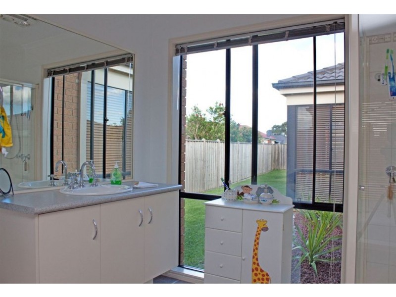 3 Red Oak Terrace, Lyndhurst VIC 3975