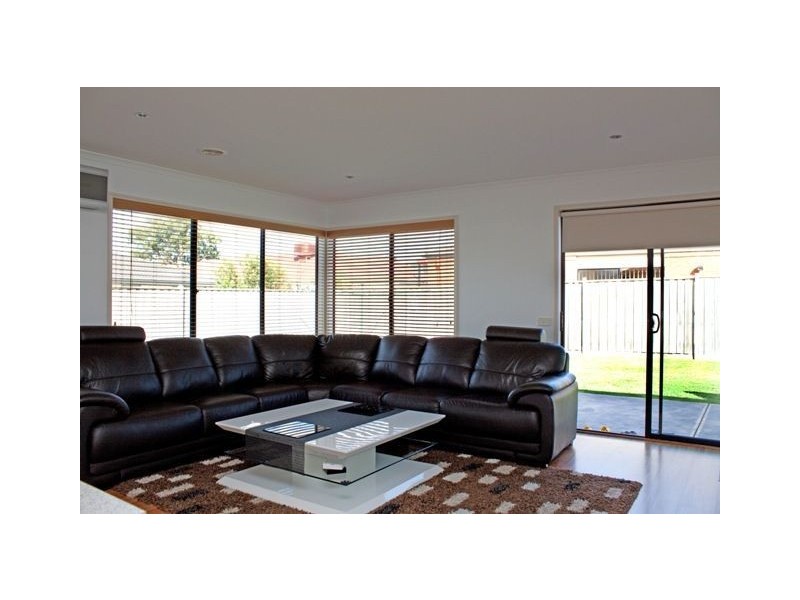 3 Red Oak Terrace, Lyndhurst VIC 3975