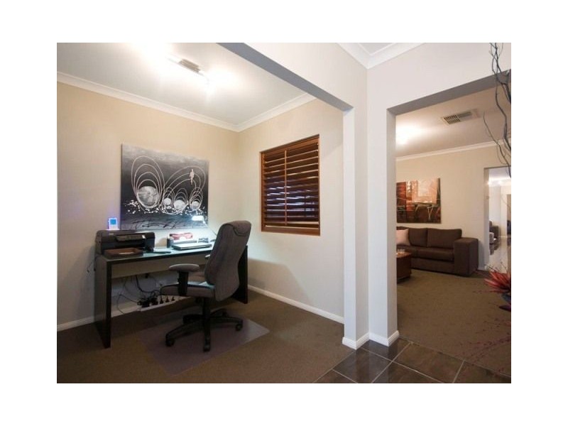 24 Island Circuit, Lyndhurst VIC 3975