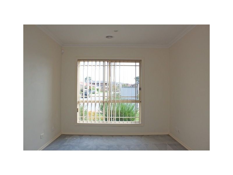 16 Silverwattle Drive, Lyndhurst VIC 3975