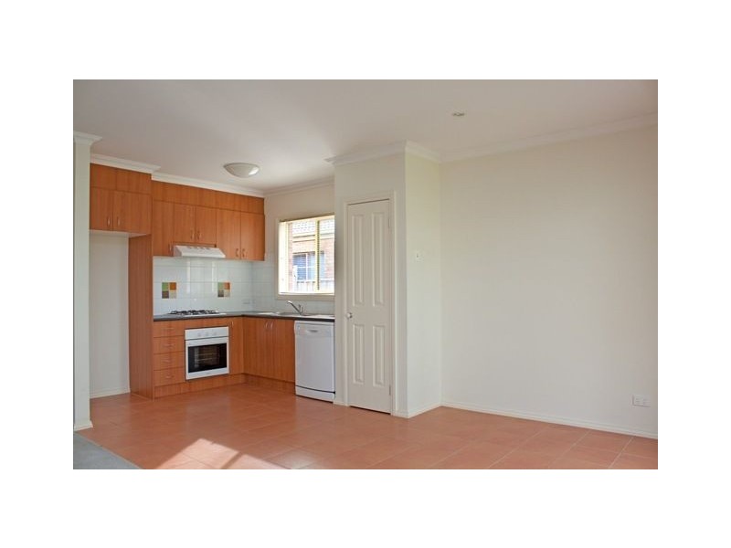 16 Silverwattle Drive, Lyndhurst VIC 3975