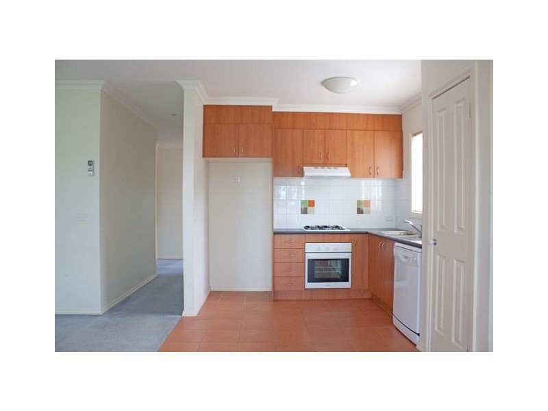 16 Silverwattle Drive, Lyndhurst VIC 3975