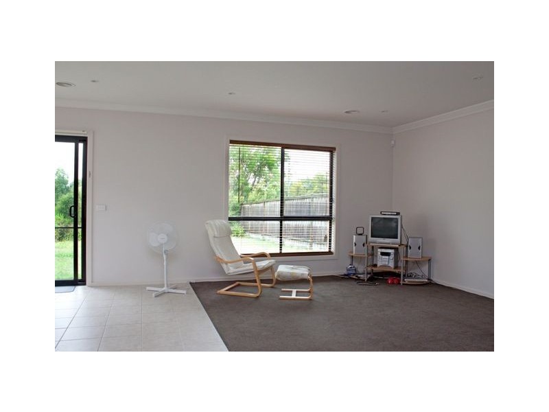 8 Watergum Avenue, Lyndhurst VIC 3975