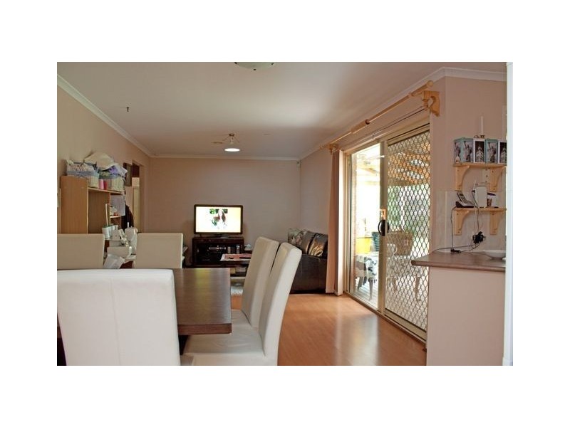 29 Hutchinson Drive, Lynbrook VIC 3975