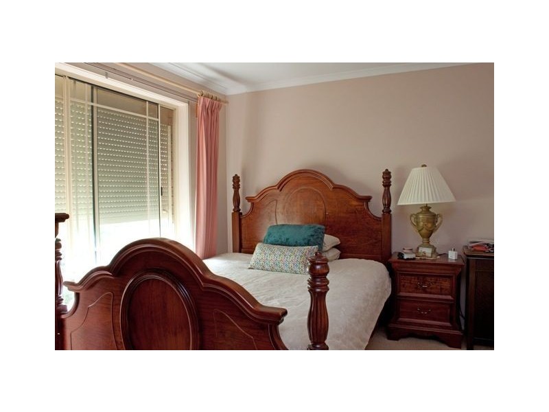 29 Hutchinson Drive, Lynbrook VIC 3975