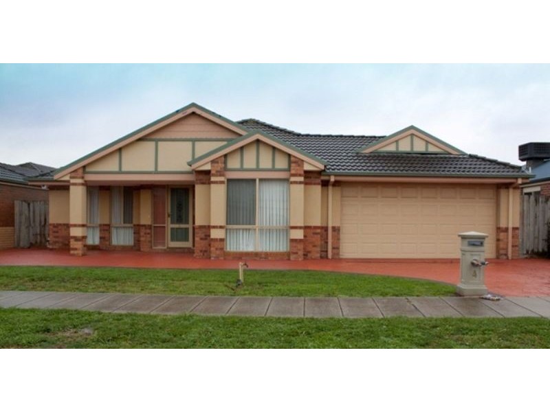 4 O’Dowd Place, Lynbrook VIC 3975