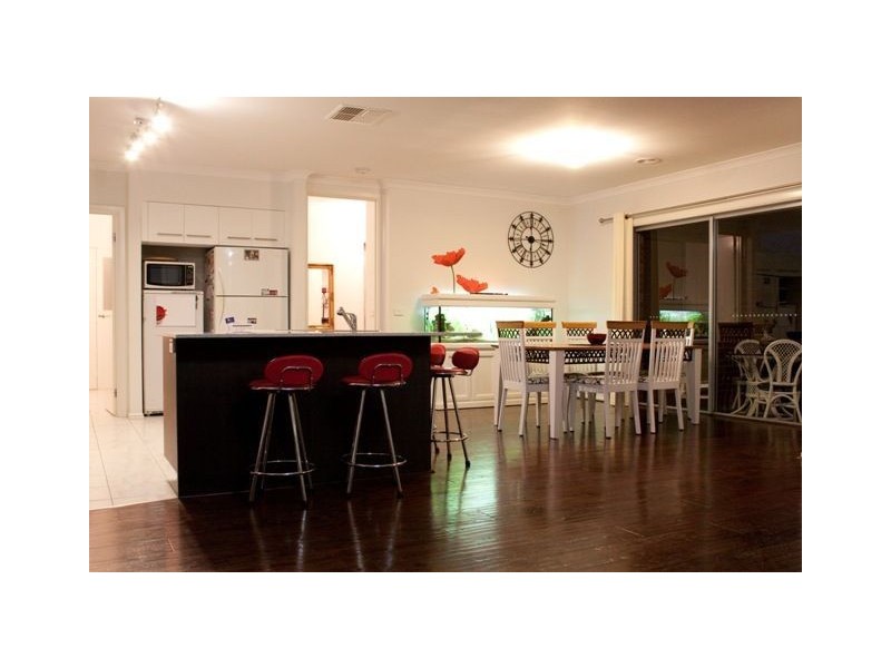 1 Tea Tree Court, Lyndhurst VIC 3975