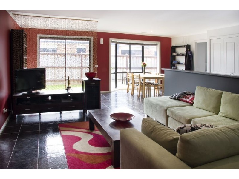 7 Silverwattle Drive, Lyndhurst VIC 3975