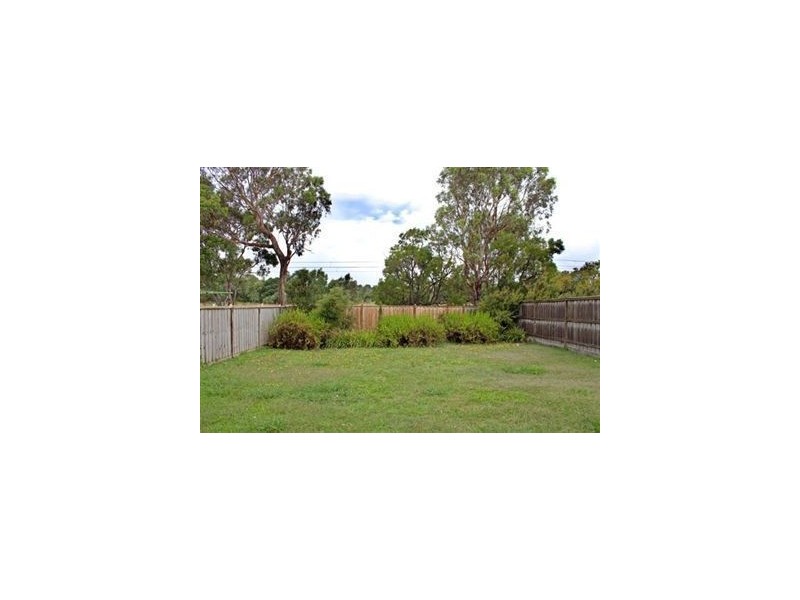 8 Watergum Avenue, Lyndhurst VIC 3975