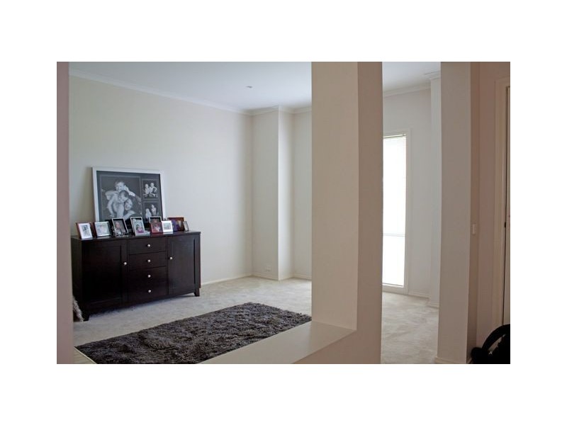 7 Figtree Walk, Lyndhurst VIC 3975