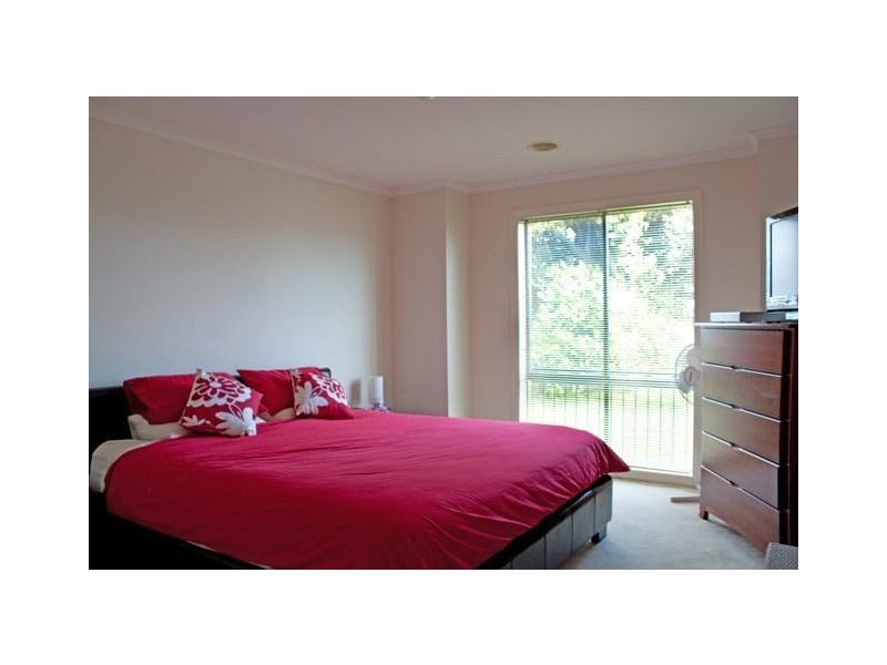 7 Figtree Walk, Lyndhurst VIC 3975