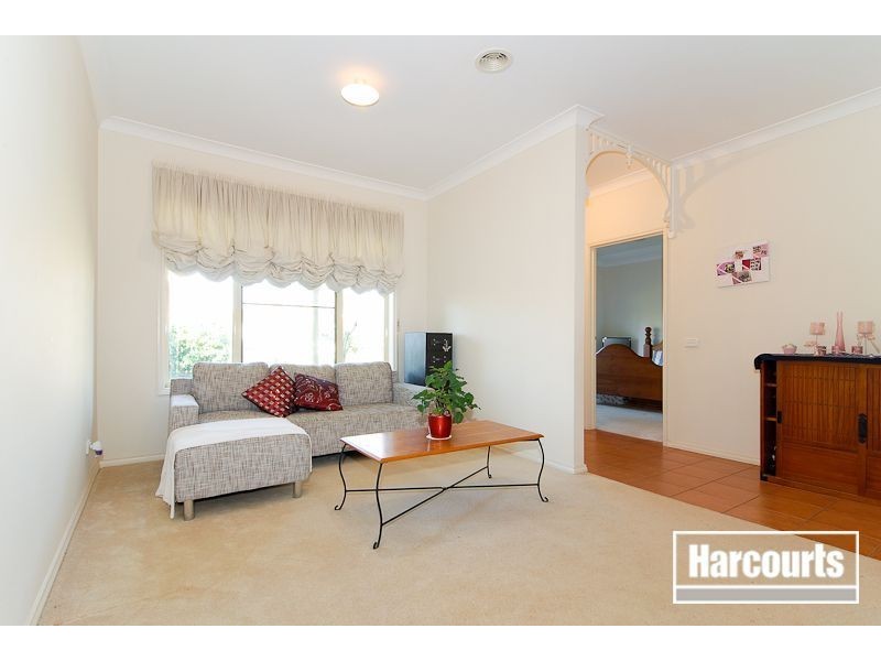 102 Lynbrook Boulevard, Lynbrook VIC 3975