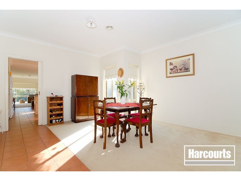 102 Lynbrook Boulevard, Lynbrook VIC 3975