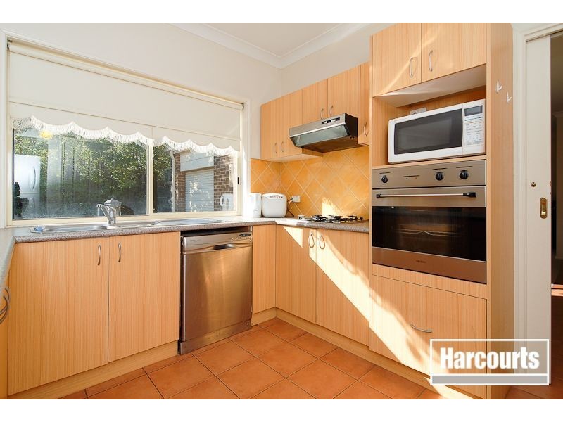102 Lynbrook Boulevard, Lynbrook VIC 3975