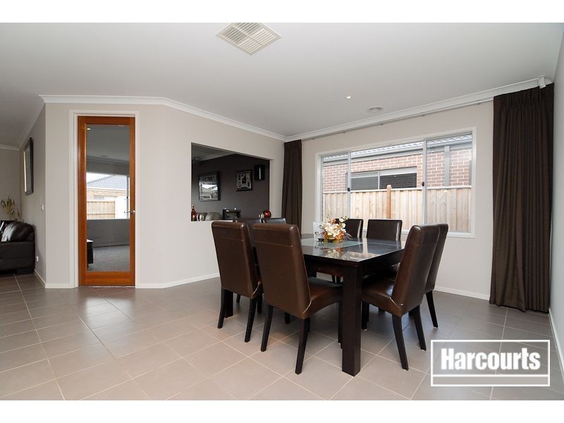 34 Island Circuit, Lyndhurst VIC 3975