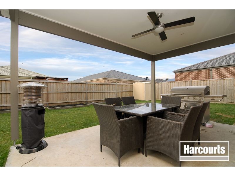 34 Island Circuit, Lyndhurst VIC 3975