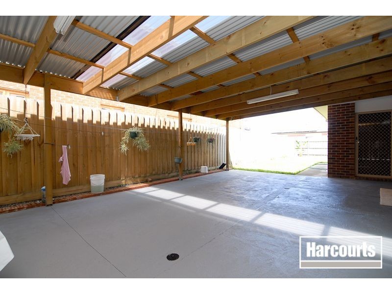 90 Aylmer Road, Lynbrook VIC 3975