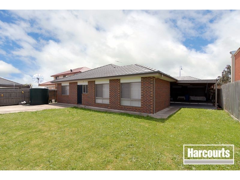 90 Aylmer Road, Lynbrook VIC 3975