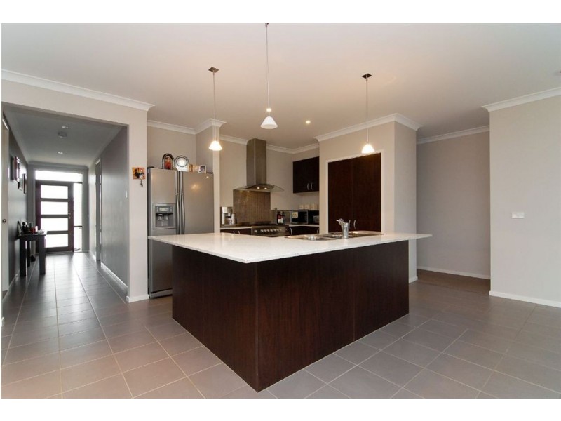 34 Island Circuit, Lyndhurst VIC 3975