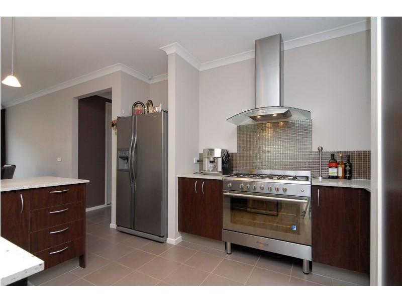 34 Island Circuit, Lyndhurst VIC 3975