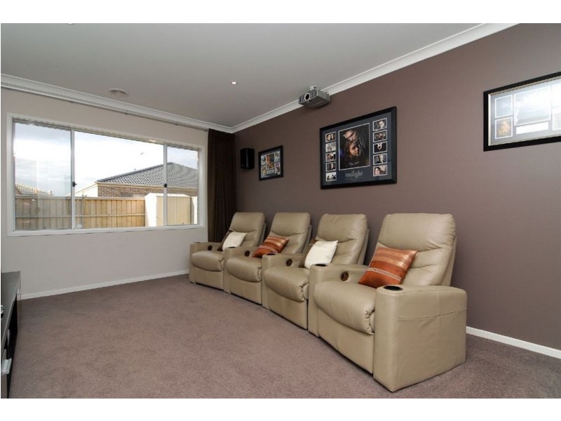 34 Island Circuit, Lyndhurst VIC 3975