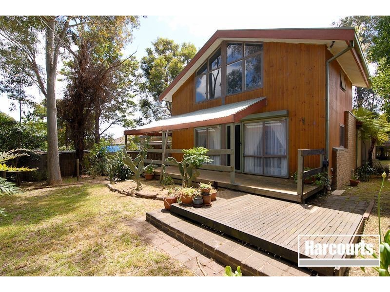 118 Sweeney Drive, Narre Warren VIC 3805