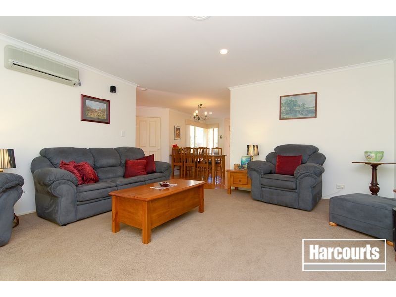 15 Tranter Square, Lynbrook VIC 3975
